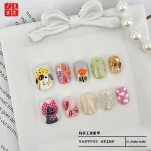 Cute,convenient,and comfortable fake nails